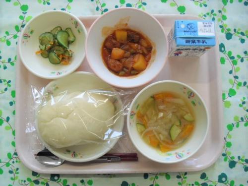 給食の写真