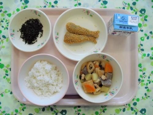 給食の写真