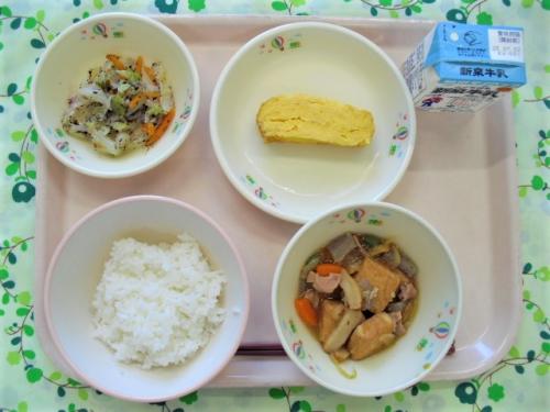 給食の写真