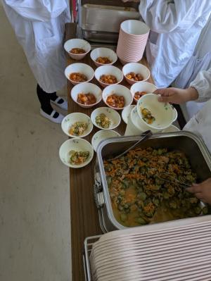 給食の写真
