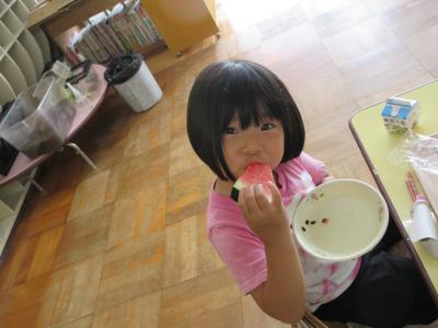 スイカは美味しいね