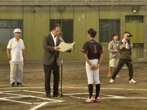 表彰状授与の状況写真