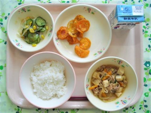 給食の写真