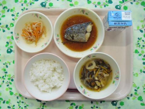 給食の写真