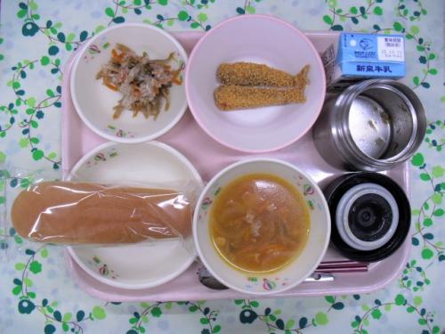 給食の写真
