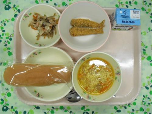 給食の写真