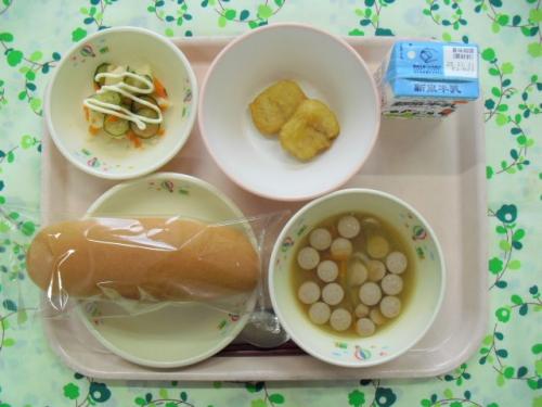 給食の写真