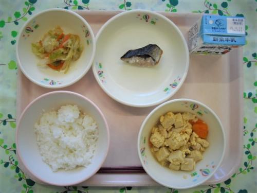 給食の写真