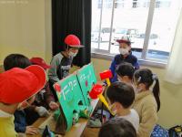 パニックわにをしている子どもたち