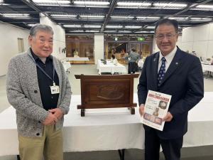 関係者との記念写真