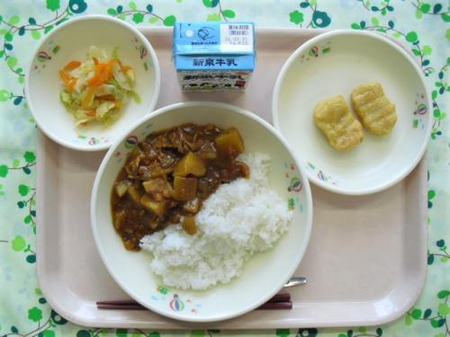 給食の写真