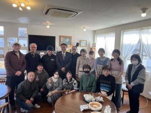 関係者との記念写真