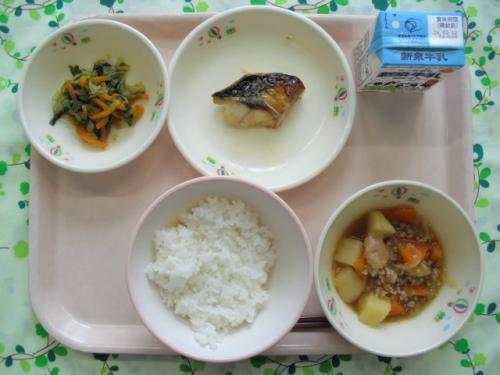 給食の写真