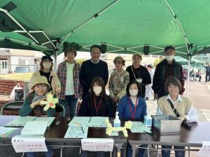 関係者との記念写真