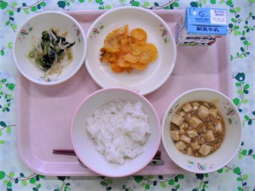 給食の写真