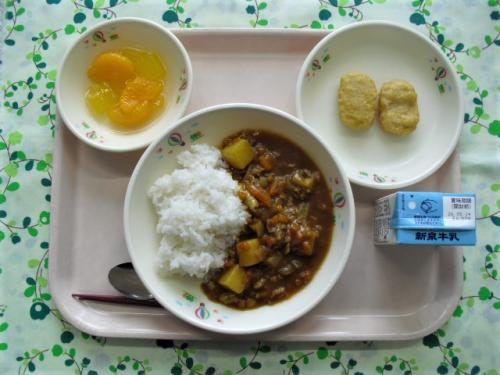 給食の写真