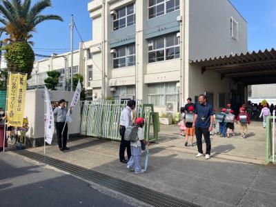 富田林校区あいさつ運動1