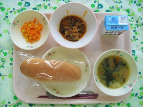 給食の写真