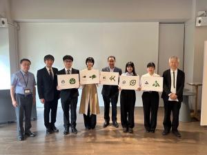 面会者との記念写真