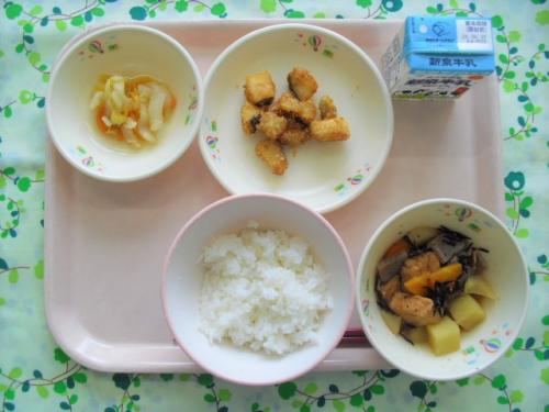 給食の写真