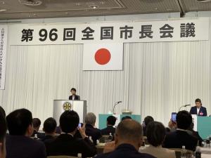 来賓挨拶の写真