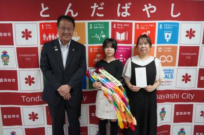 市長と添田さん親子
