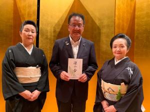 関係者との記念写真