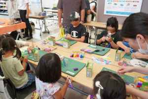 ペットボトルで風力発電機を作ろう!