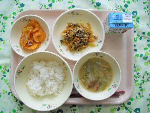 給食の写真