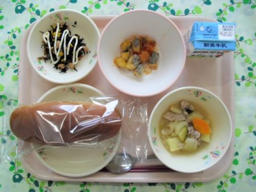 給食の写真