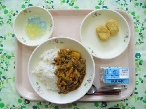 給食の写真