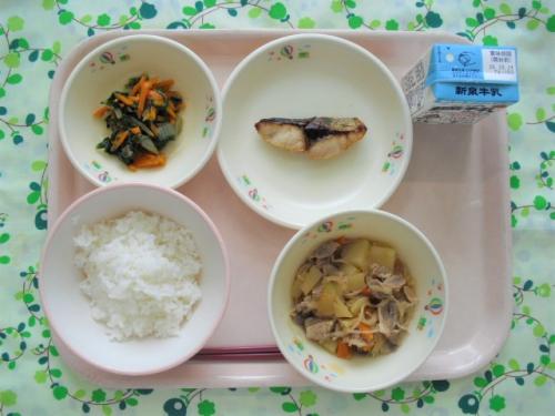 給食の写真