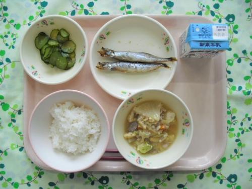 給食の写真