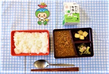 給食の写真2026年10月8日