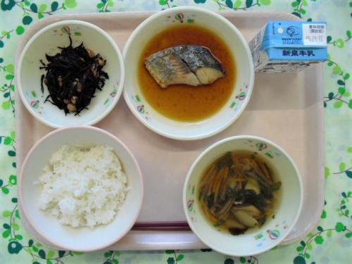 給食の写真