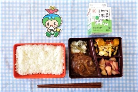 給食の写真2026年10月19日