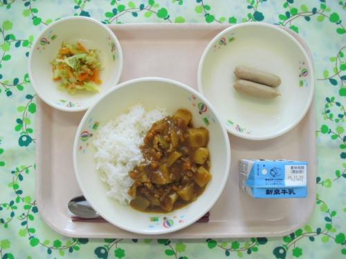 給食の写真