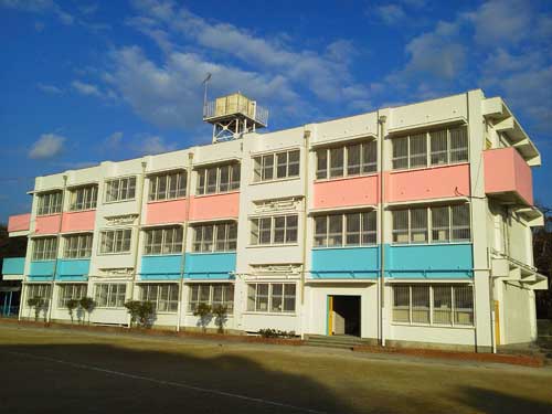 川西小学校の画像