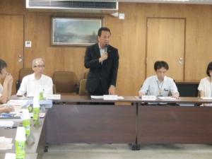 多文化共生推進委員会であいさつする市長２