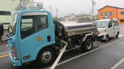 富田林市が派遣した給水車