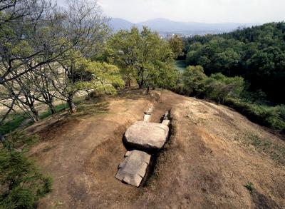 お亀石古墳