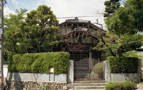 川西小学校