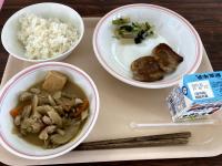 給食