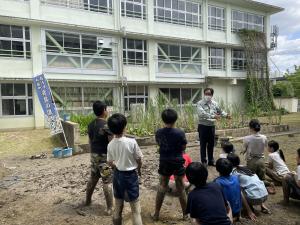 高部台小学校復興米田植え