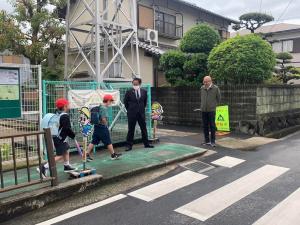 新堂小学校見守り