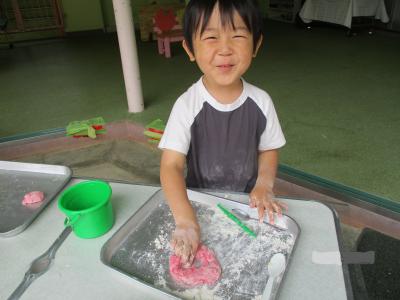 小麦粉粘土でドーナツつくったよ