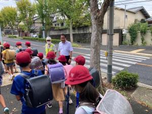 寺池台小学校見守り