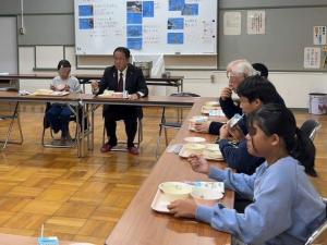 ふれあい給食の様子